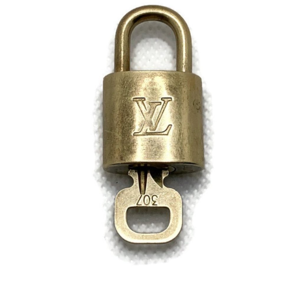 Authentic Louis Vuitton Lock and Key Set # 307